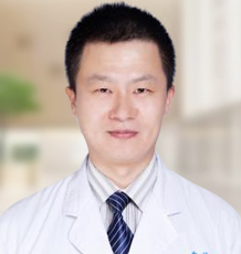 李新岭  主任医师 脊柱1科.jpg